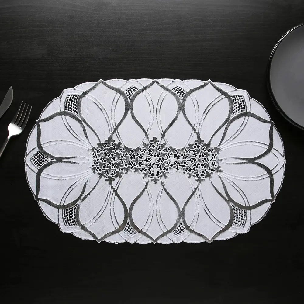 Фото 3 Набор салфеток ажурных Доляна «Листья» 46х30 см 4 шт ПВХ цвет серебро. Фото 3 Набор салфеток ажурных Доляна «Листья» 46х30 см 4 шт ПВХ цвет серебро.