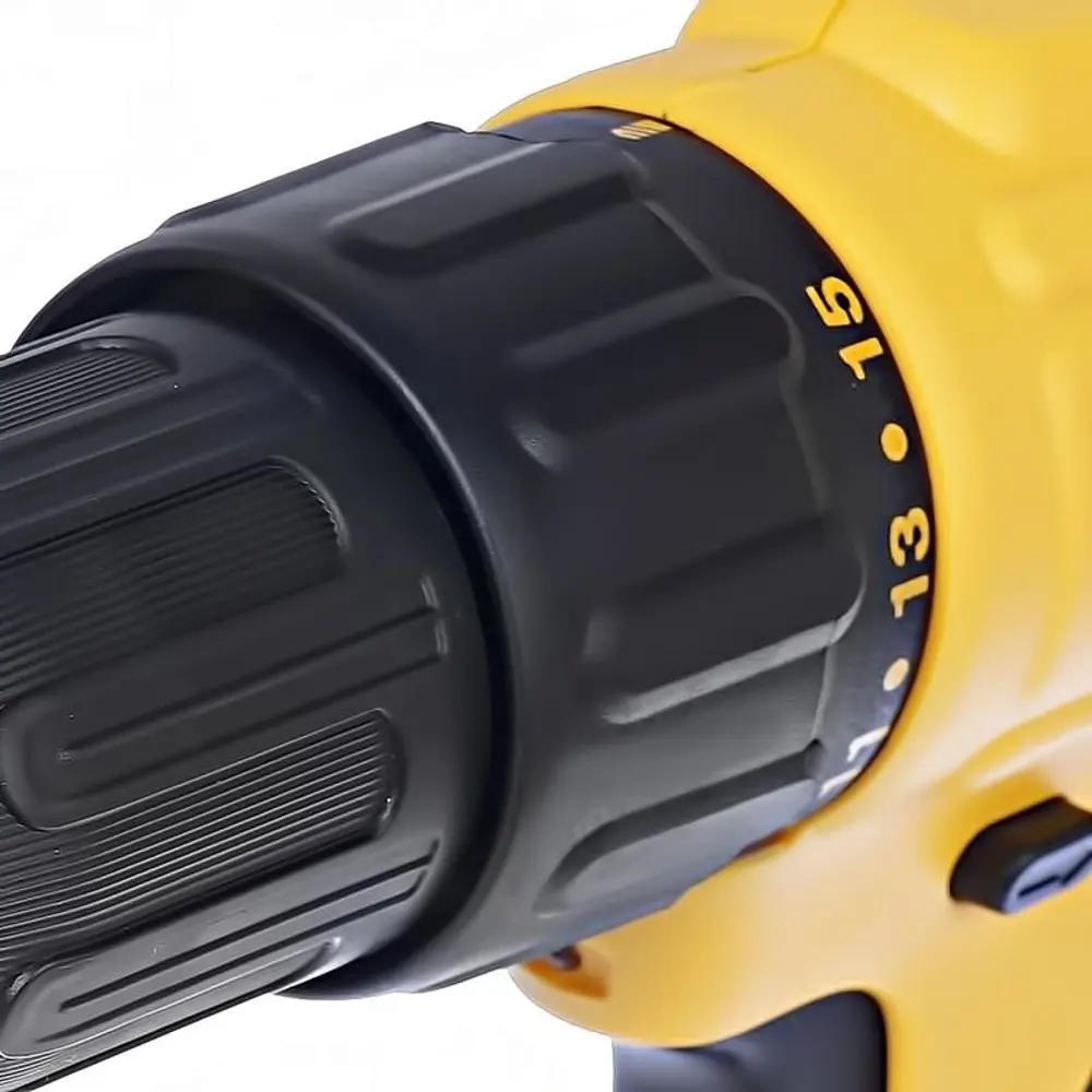 Фото 2 Дрель-шуруповерт аккумуляторная ударная Dewalt DCD776S2, 18 В Li-Ion 2x1.5 Ач Фото 2 Дрель-шуруповерт аккумуляторная ударная Dewalt DCD776S2, 18 В Li-Ion 2x1.5 Ач
