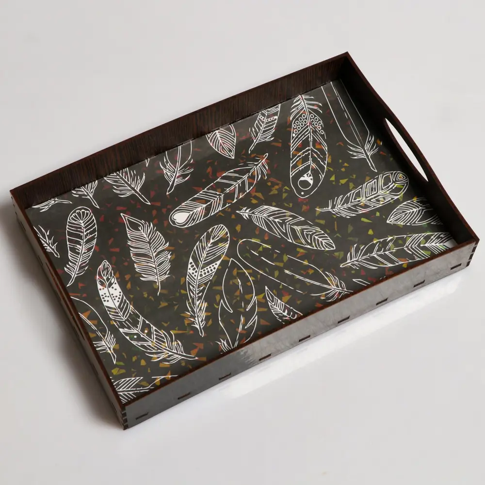 Фото 2 Поднос 20.4x30.4 см Simaland Пёрышки дерево цвет черный/белый Фото 2 Поднос 20.4x30.4 см Simaland Пёрышки дерево цвет черный/белый