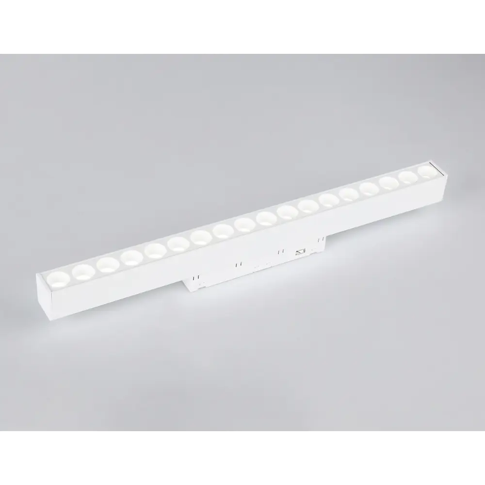 Фото 3 Трековый светильник светодиодный AMBRELLA LIGHT GL4028 18 Вт 3 м² цвет белый Фото 3 Трековый светильник светодиодный AMBRELLA LIGHT GL4028 18 Вт 3 м² цвет белый