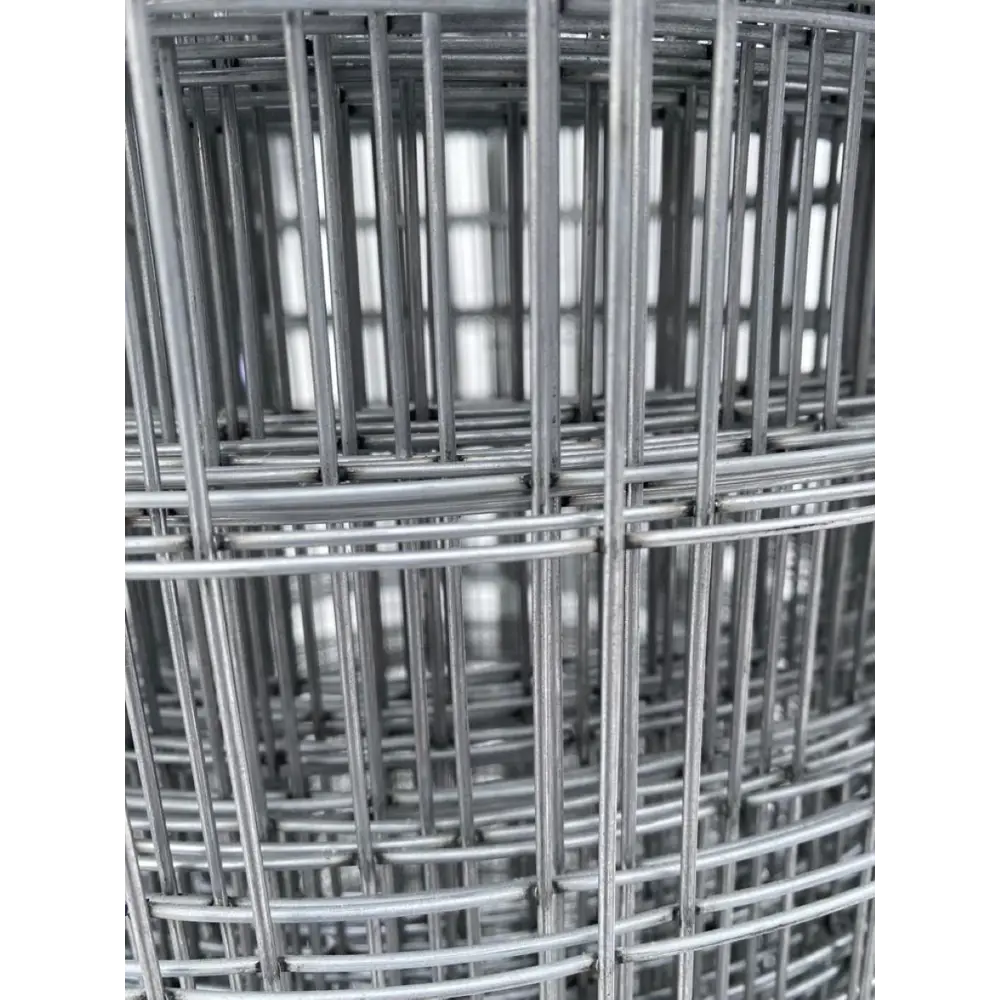 Фото 4 Сетка сварная оцинкованная Topfence 1.5x30м пруток 1.8мм ячейка 50x50мм Фото 4 Сетка сварная оцинкованная Topfence 1.5x30м пруток 1.8мм ячейка 50x50мм
