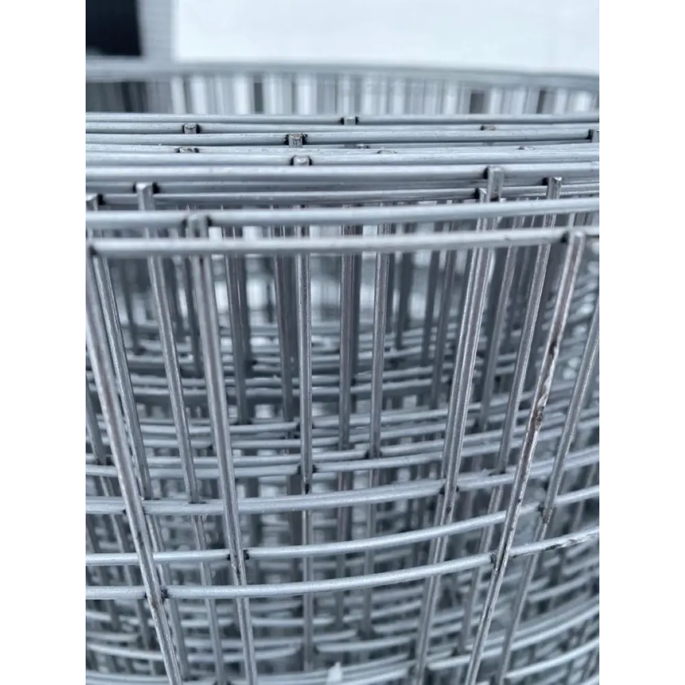 Фото 2 Сетка сварная оцинкованная Topfence 1.5x30м пруток 1.8мм ячейка 50x50мм Фото 2 Сетка сварная оцинкованная Topfence 1.5x30м пруток 1.8мм ячейка 50x50мм