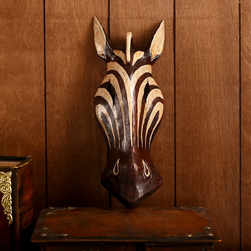 Фото Панно-маска настенная Simaland Зебра светлые ушки 30x10.5x5 см Фото Панно-маска настенная Simaland Зебра светлые ушки 30x10.5x5 см