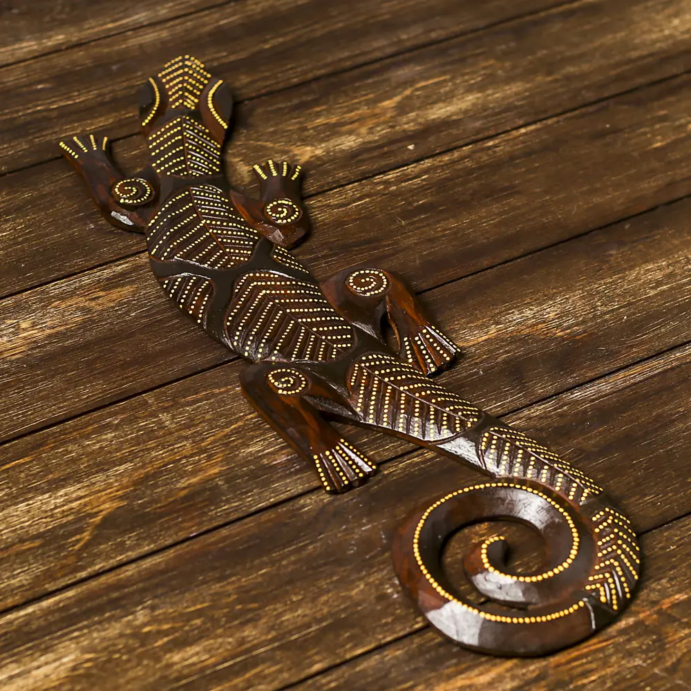 Фото 2 Панно настенное Simaland "Геккон желтые точки" 50x13x1 см Фото 2 Панно настенное Simaland "Геккон желтые точки" 50x13x1 см