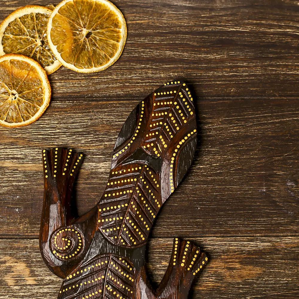 Фото 3 Панно настенное Simaland "Геккон желтые точки" 50x13x1 см Фото 3 Панно настенное Simaland "Геккон желтые точки" 50x13x1 см