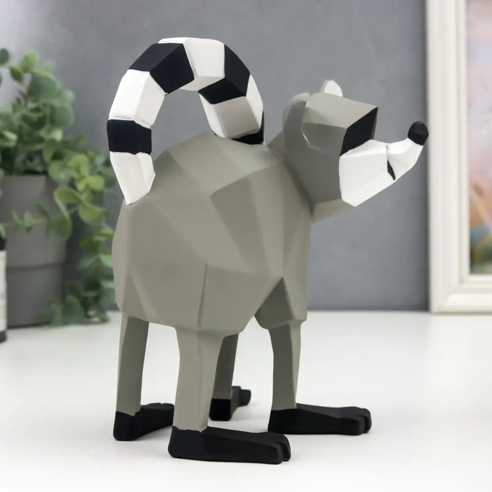 Фото 3 Фигурка сувенирная Simaland Енот серый 19x11.5x14.5 см