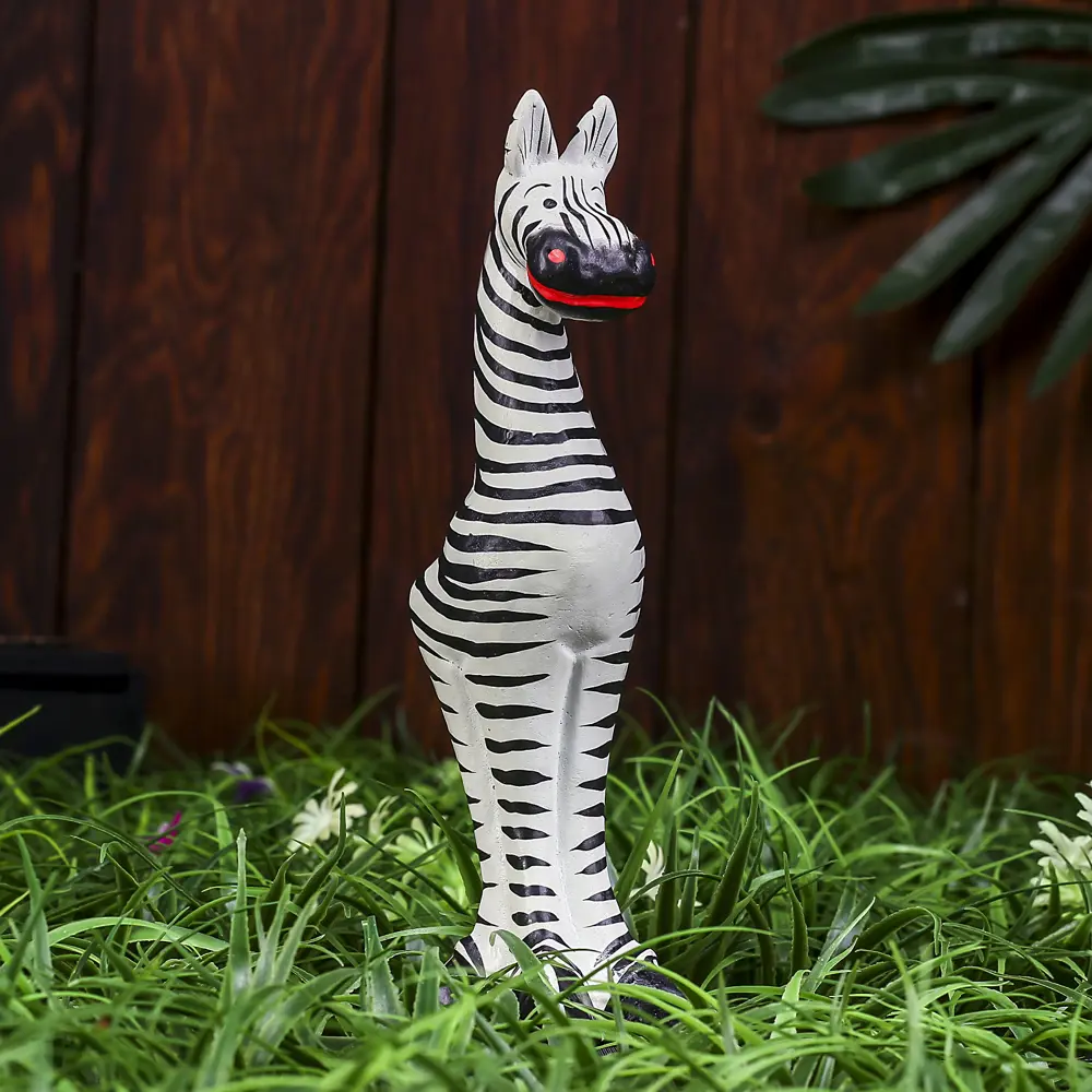 Фото Сувенир интерьерный "Зебра Мироша" 20x5x4.5 см Фото Сувенир интерьерный "Зебра Мироша" 20x5x4.5 см