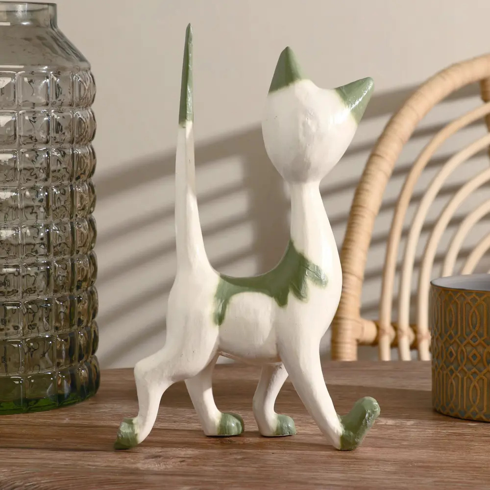 Фото 3 Сувенир интерьерный "Кошечка" с серым 17x27x7 см Фото 3 Сувенир интерьерный "Кошечка" с серым 17x27x7 см