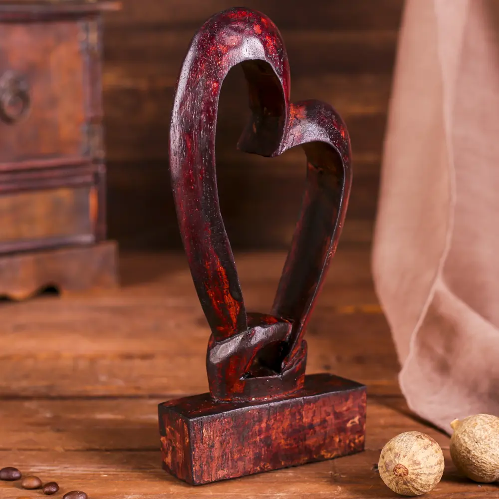 Фото Сувенир интерьерный "Сердце" темно-бордовый 20x9x3 см