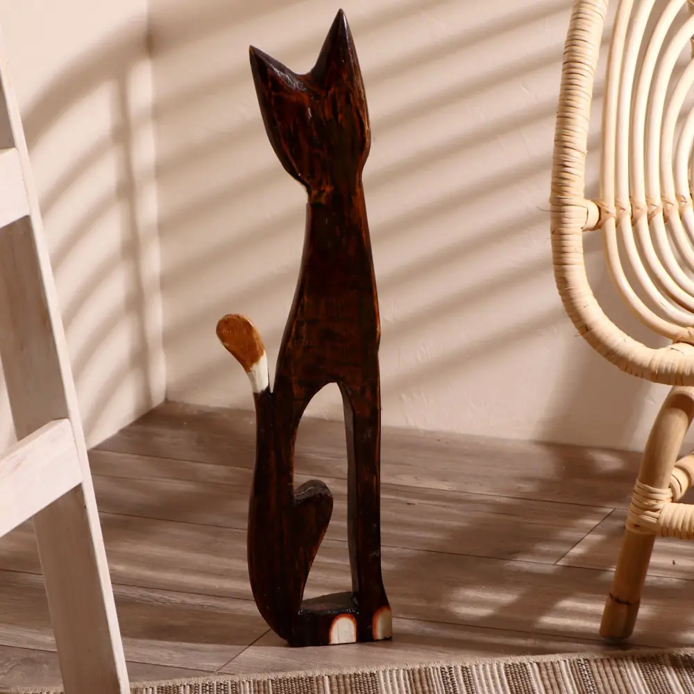 Фото 4 Сувенир интерьерный "Серая кошка в ошейнике с ящерками" 60x12x6 см