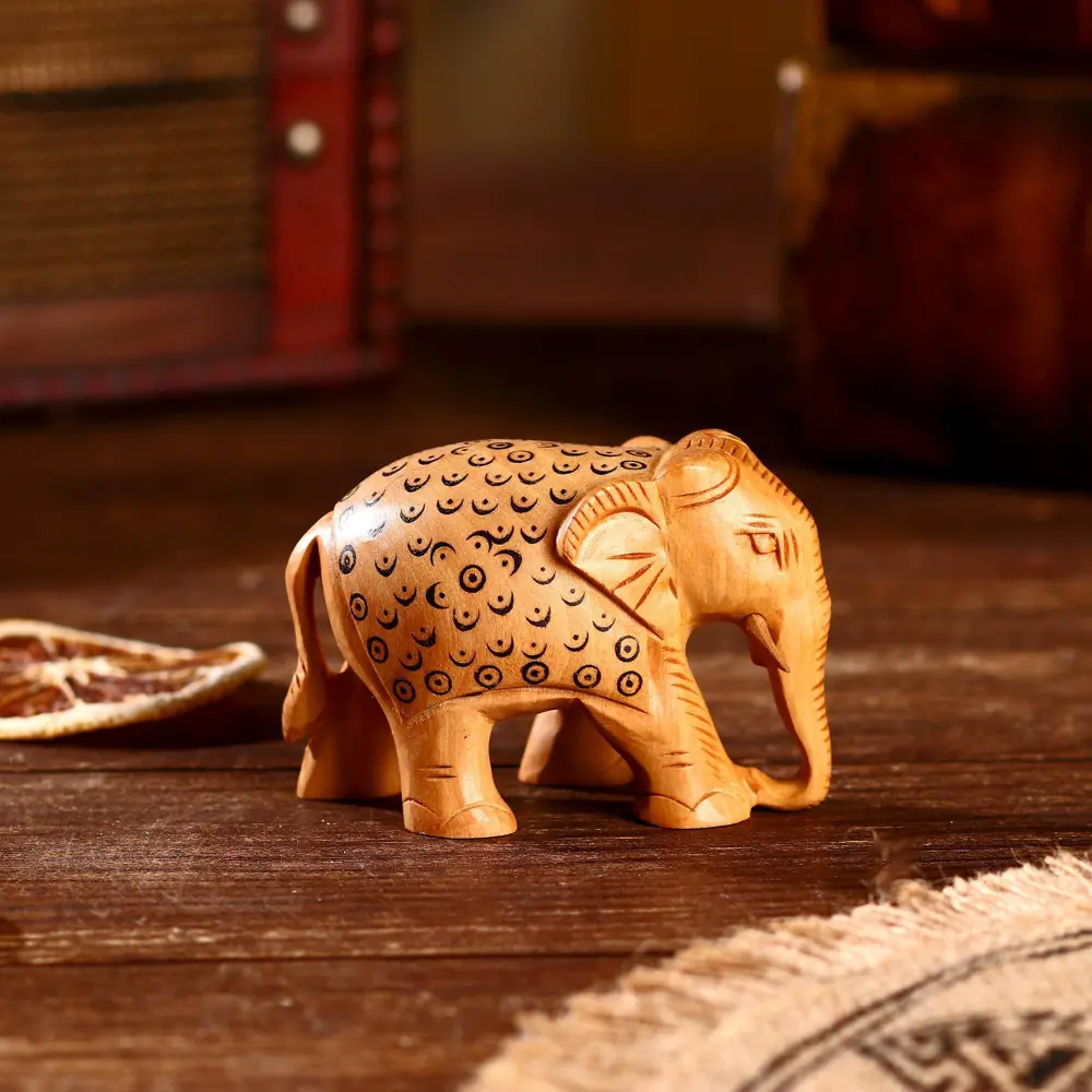 Фото 2 Сувенир интерьерный "Слонёнок резной" 5x3.5x7.5 см Фото 2 Сувенир интерьерный "Слонёнок резной" 5x3.5x7.5 см