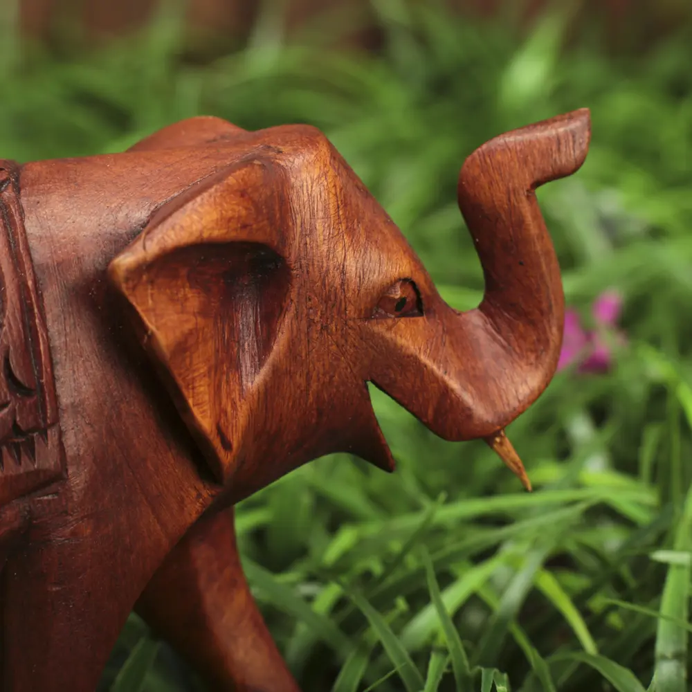 Фото 6 Сувенир интерьерный "Слон" резной коричневый цвет 10x14x6 см Фото 6 Сувенир интерьерный "Слон" резной коричневый цвет 10x14x6 см