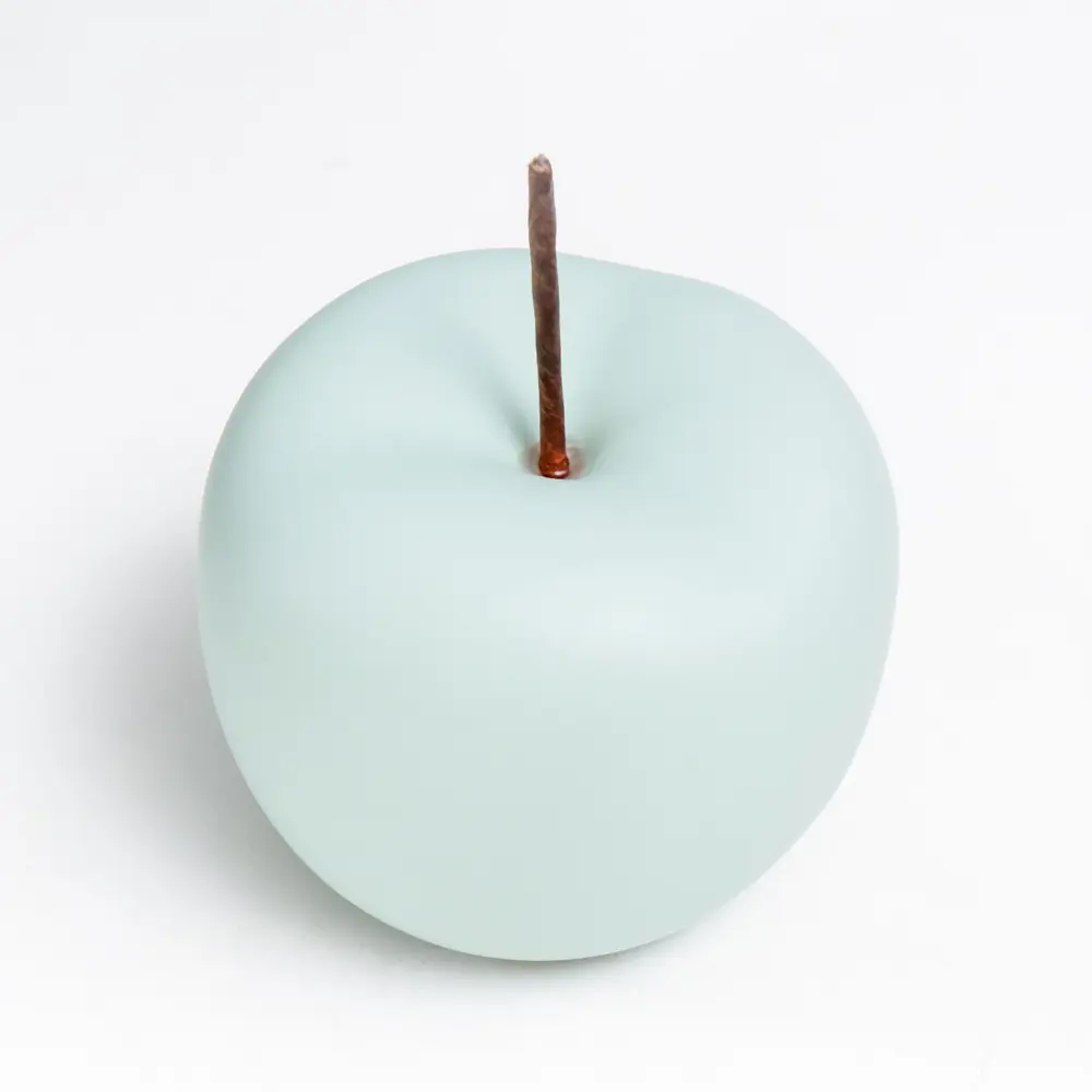 Фото 3 Сувенир интерьерный "Голубое матовое яблоко" 12x12x12 см