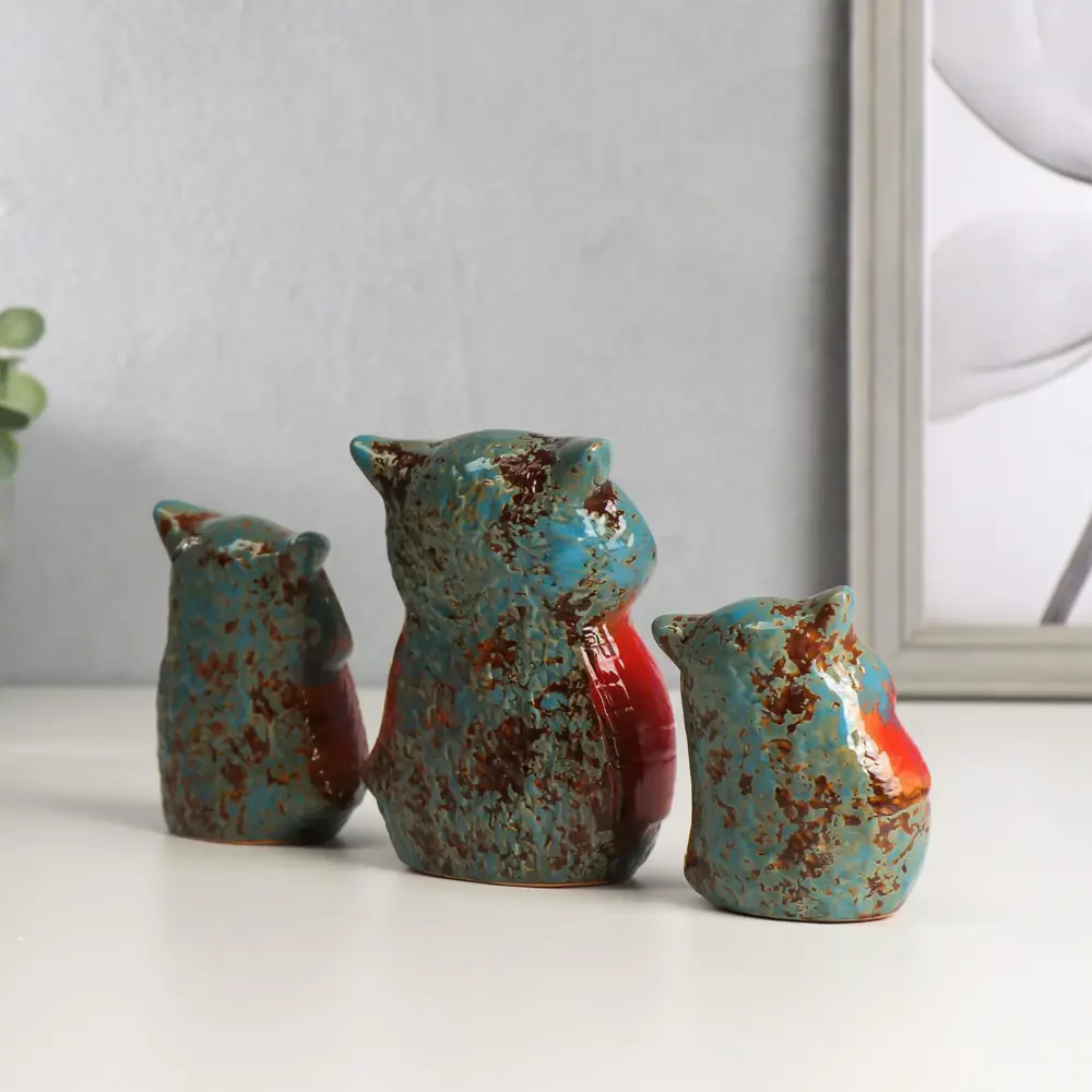 Фото 2 Набор сувениров интерьерных 3 шт "Семейка сов" голубые с красным 11.5x9.7x4.7 см