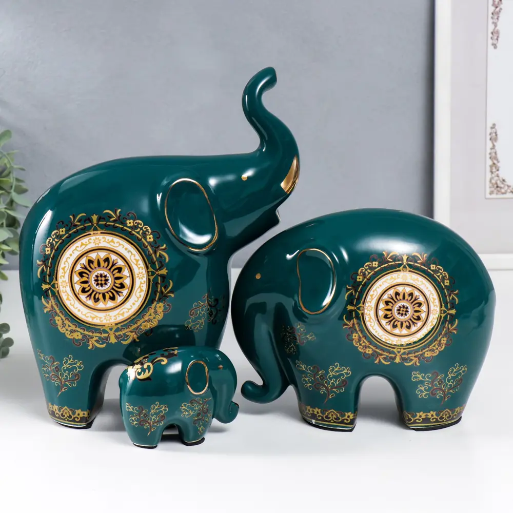 Фото Набор сувениров интерьерных 3 шт "Три слона - узоры" зелёные 6.5x4.6x8.2 см, 15x8.5x18 см, 24x9.2x19.3 см