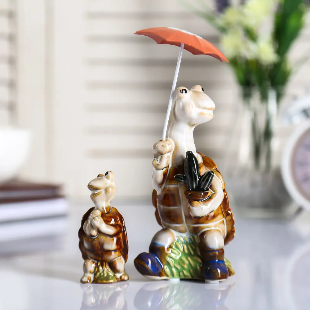 Фото 2 Сувенир интерьерный "Черепашки - прогулка под зонтом" набор 2 шт 16.5x7.5x7 см