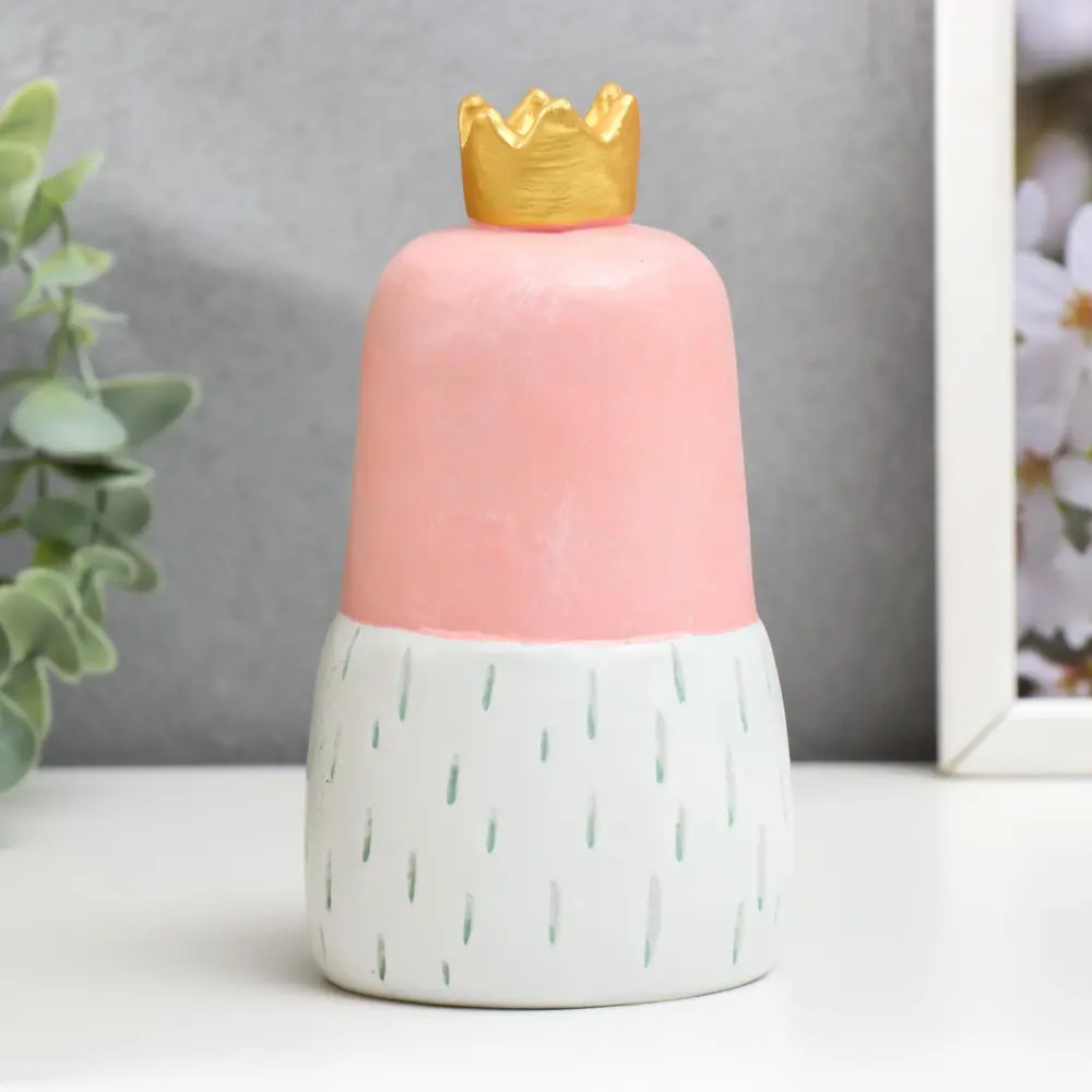 Фото 3 Сувенир интерьерный "Девочка-принцесса с сердцем" 15x8x8 см