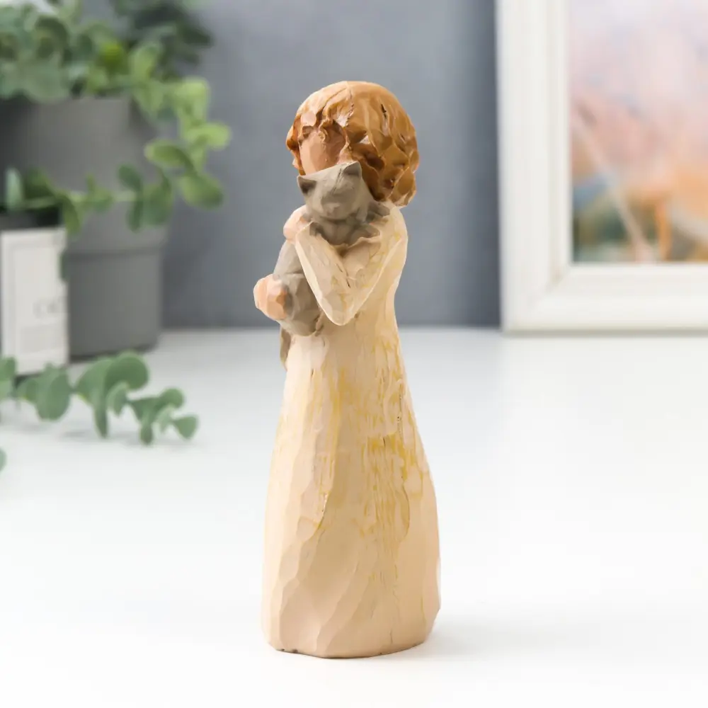 Фото 2 Сувенир интерьерный "Девушка с котом" 13x4.5x4.5 см