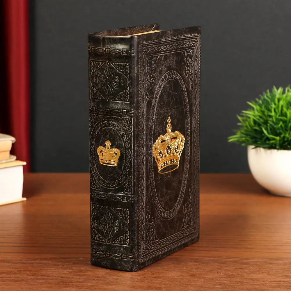 Фото 4 Шкатулка-сейф книга "Корона" 21x13x5 см Фото 4 Шкатулка-сейф книга "Корона" 21x13x5 см