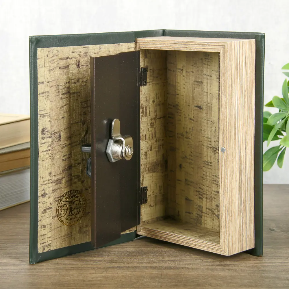 Фото 3 Шкатулка-сейф книга "Дети капитана Гранта" тиснение 21x13x5 см Фото 3 Шкатулка-сейф книга "Дети капитана Гранта" тиснение 21x13x5 см