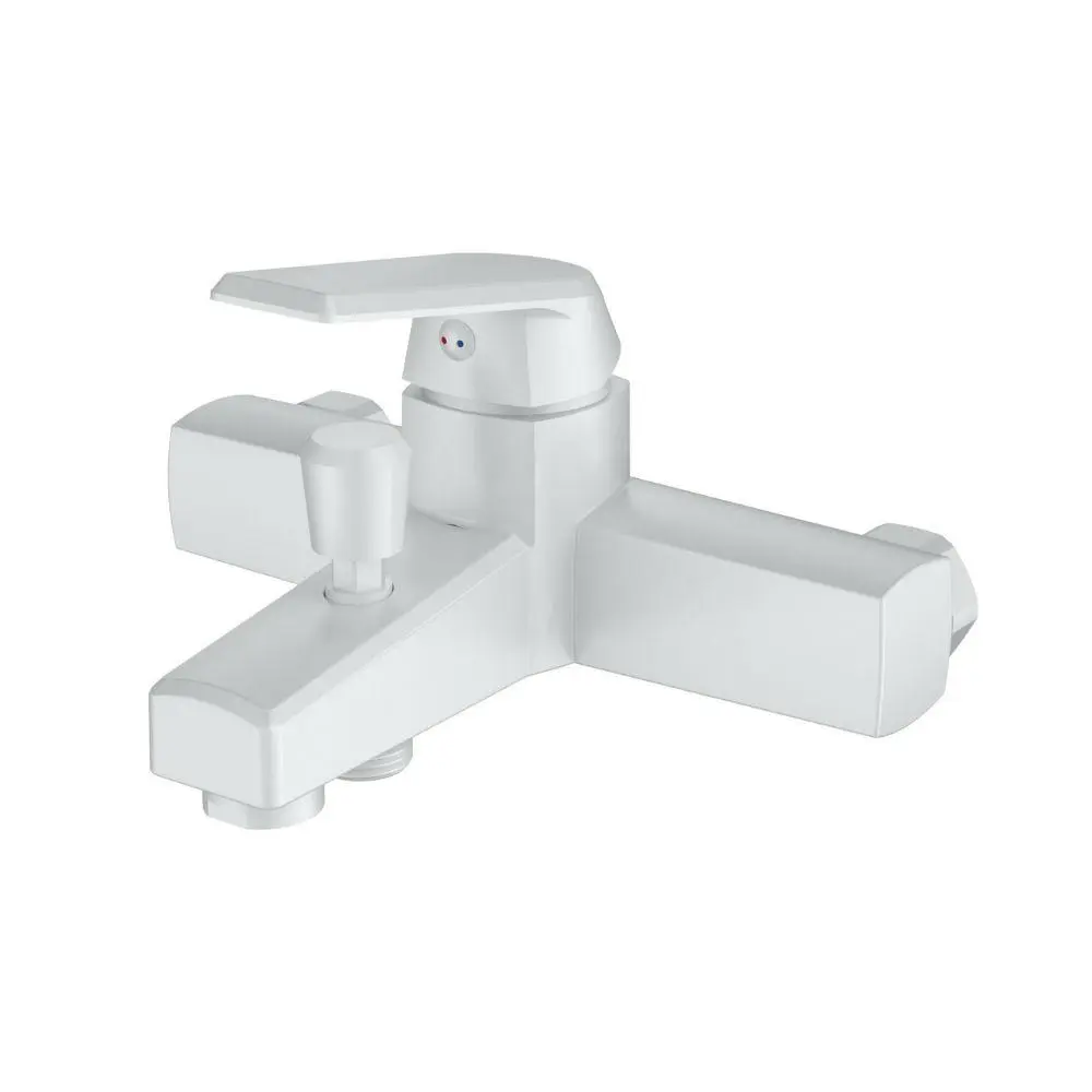 Фото Смеситель для ванны Orange OneLife P02-100w Фото Смеситель для ванны Orange OneLife P02-100w