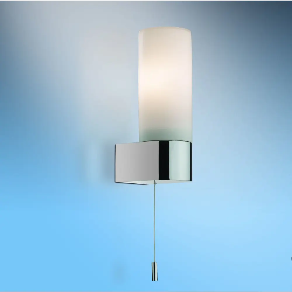 Фото 2 Настенный светильник ODEON LIGHT Want 2137/1W цвет серебряный Фото 2 Настенный светильник ODEON LIGHT Want 2137/1W цвет серебряный