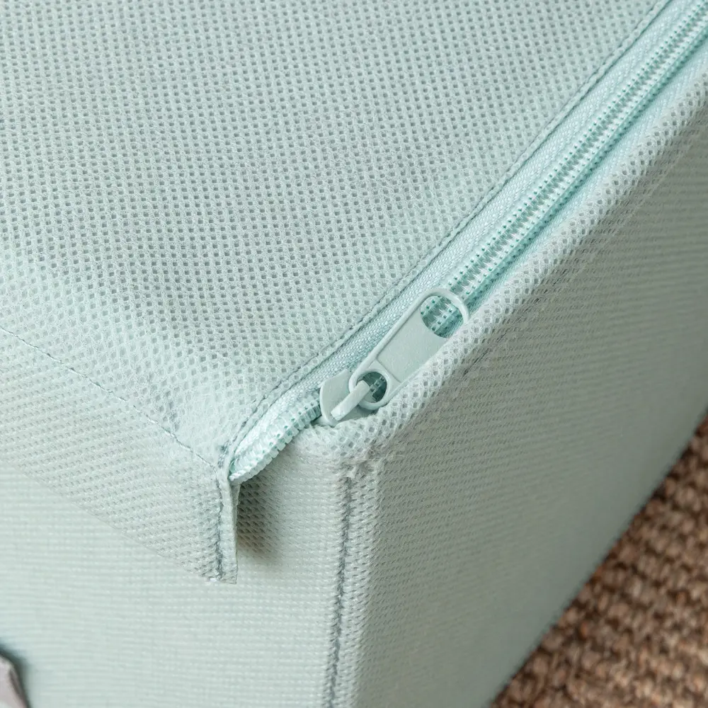 Фото 6 Короб с крышкой Spaceo Laguna 5, 560x165x560 мм, 51 л, нетканый, цвет зеленый Фото 6 Короб с крышкой Spaceo Laguna 5, 560x165x560 мм, 51 л, нетканый, цвет зеленый