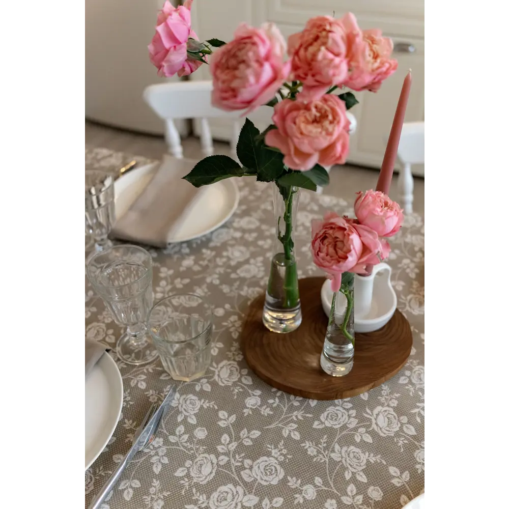 Фото 4 Скатерть на стол Colorprint Rose Beige прямоугольная 138x220 см мультиколор Фото 4 Скатерть на стол Colorprint Rose Beige прямоугольная 138x220 см мультиколор