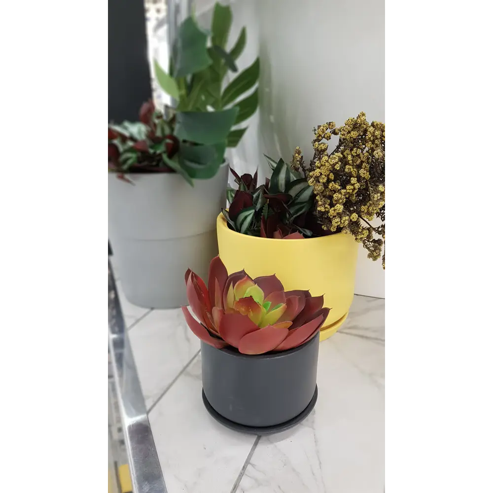 Фото 3 Горшок цветочный Орфей ø19 h19 см v3 л керамика жёлтый Фото 3 Горшок цветочный Орфей ø19 h19 см v3 л керамика жёлтый