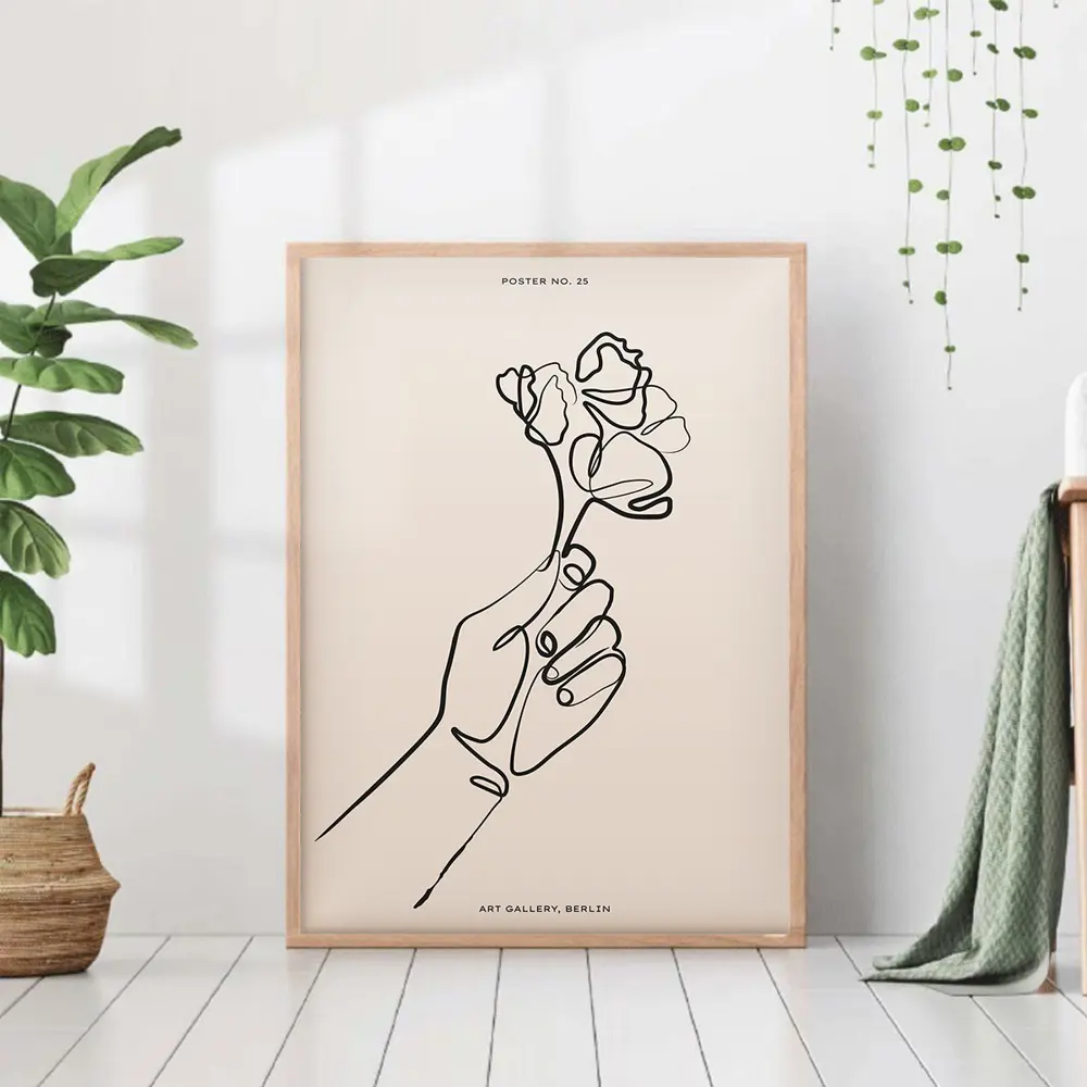 Фото Постер 28 картин "Цветок в руке" 50x40 см в тубусе без рамы Фото Постер 28 картин "Цветок в руке" 50x40 см в тубусе без рамы