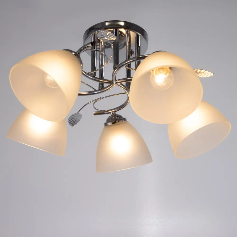 Фото 2 Светильник потолочный BAYERLUX 761TT-1641 2024 5 ламп 15 м² цвет хром Фото 2 Светильник потолочный BAYERLUX 761TT-1641 2024 5 ламп 15 м² цвет хром