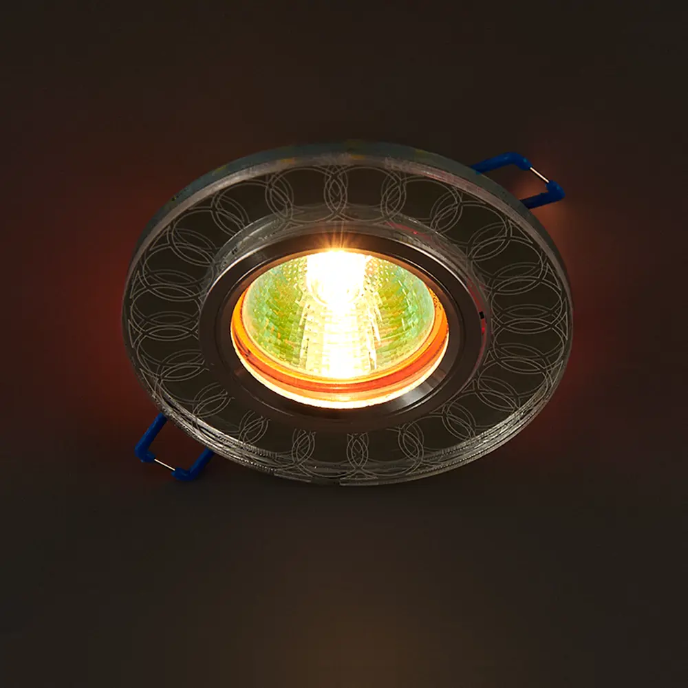 Фото 3 Светильник точечный встраиваемый DLS-L154 с LED-подсветкой под отверстие 65 мм, 1.7 м², цвет прозрачный Фото 3 Светильник точечный встраиваемый DLS-L154 с LED-подсветкой под отверстие 65 мм, 1.7 м², цвет прозрачный