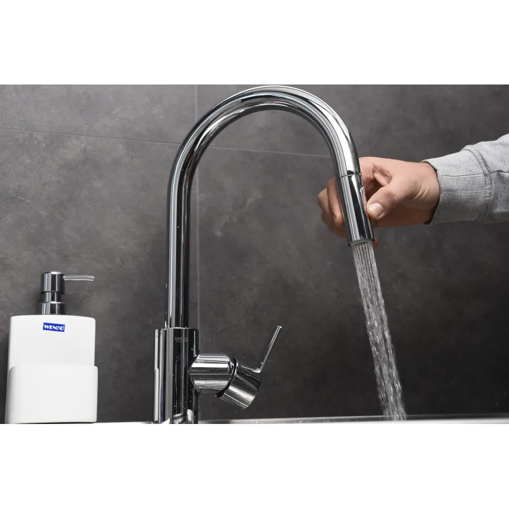 Фото 14 Смеситель для кухни GROHE Feel выдвижной, цвет хром Фото 14 Смеситель для кухни GROHE Feel выдвижной, цвет хром