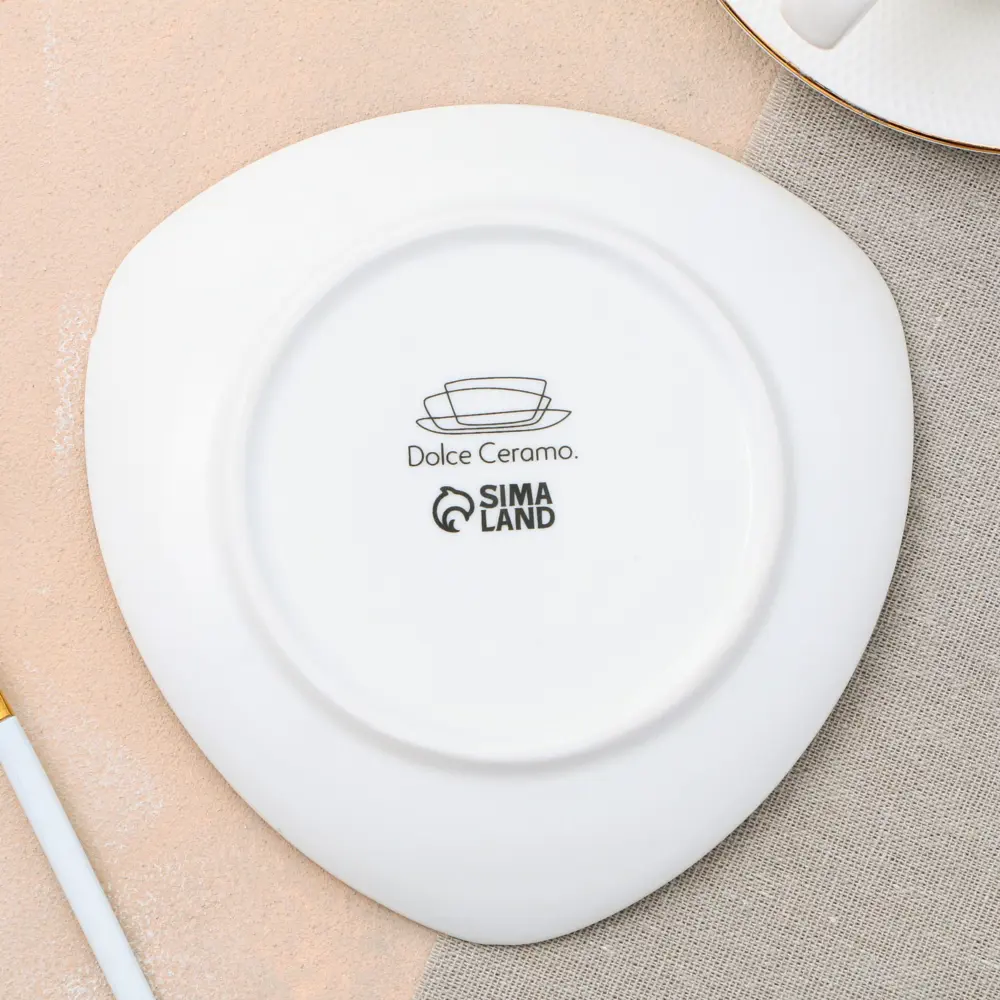 Фото 3 Блюдо сервировочное Dolce Ceramo Лисичка 15x2 см керамика цвет белый Фото 3 Блюдо сервировочное Dolce Ceramo Лисичка 15x2 см керамика цвет белый