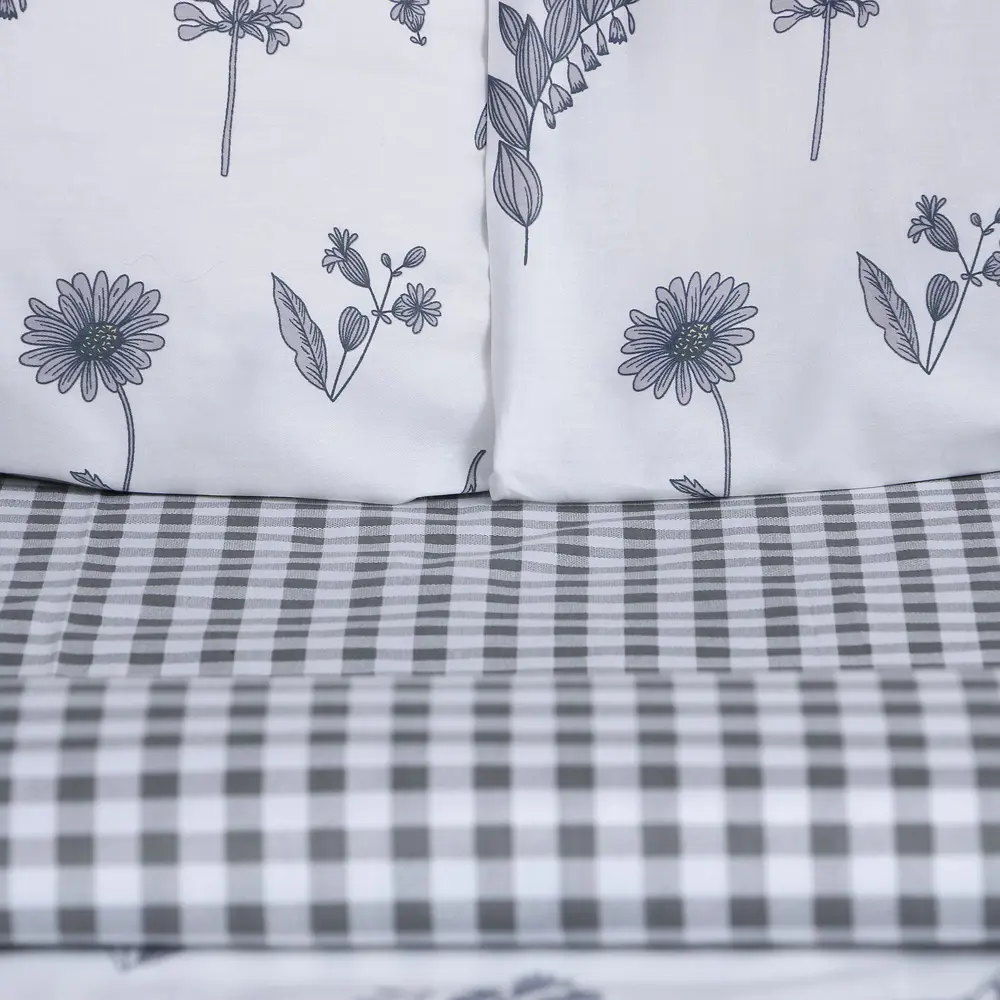 Фото 2 Комплект постельного белья LoveLife 9305079, евро, сатин цвет белый Фото 2 Комплект постельного белья LoveLife 9305079, евро, сатин цвет белый