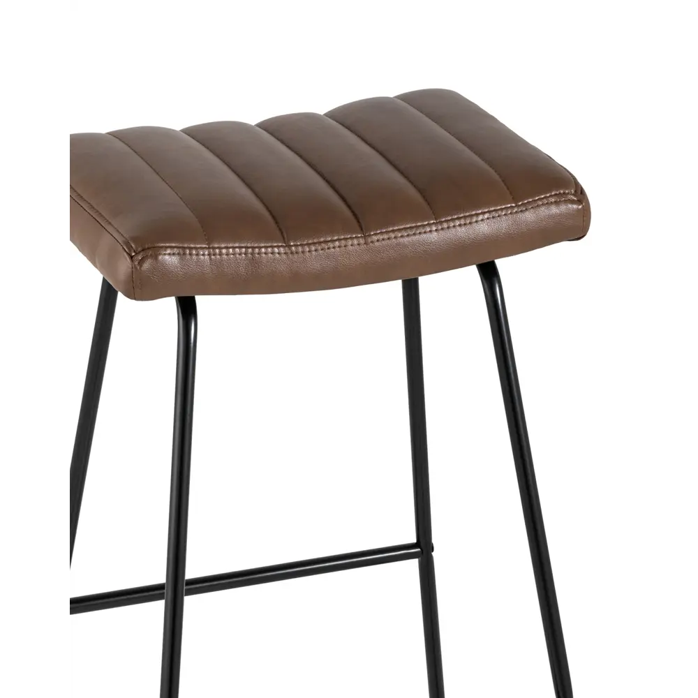Фото 4 Барный стул Stool Group Ковбой 43x74x39 цвет коричневый Фото 4 Барный стул Stool Group Ковбой 43x74x39 цвет коричневый