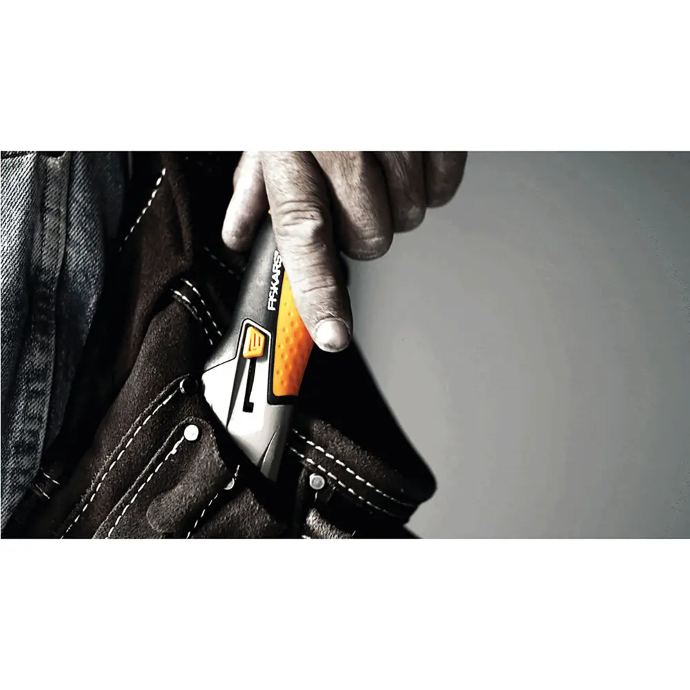 Фото 3 Лезвие для строительного ножа Fiskars Carbonmax 1027232 18 мм 5 шт Фото 3 Лезвие для строительного ножа Fiskars Carbonmax 1027232 18 мм 5 шт