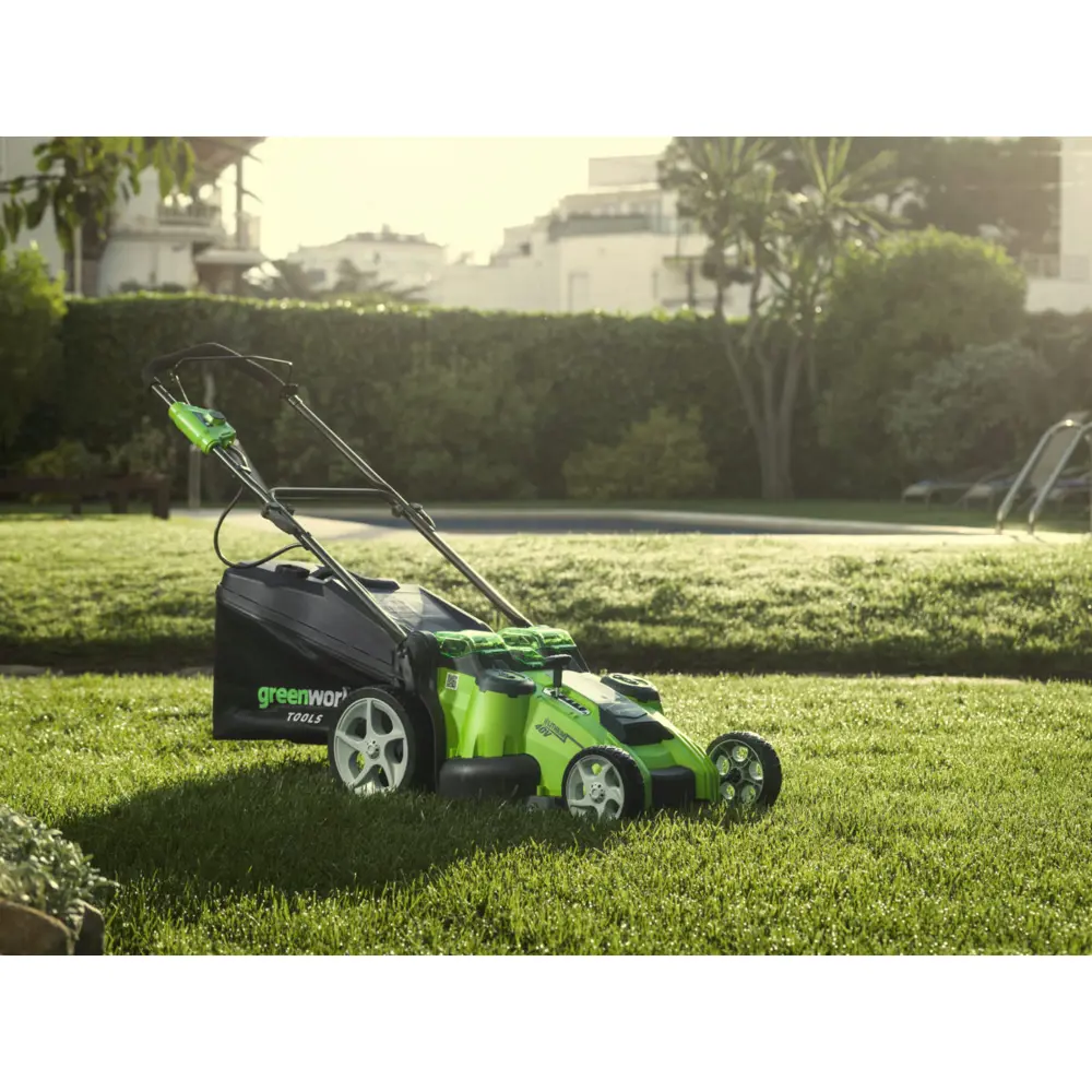 Фото 3 Газонокосилка аккумуляторная Greenworks G40LM49DBK4, TwinForce, 40V, 49 см АКБ и ЗУ в комплекте Фото 3 Газонокосилка аккумуляторная Greenworks G40LM49DBK4, TwinForce, 40V, 49 см АКБ и ЗУ в комплекте