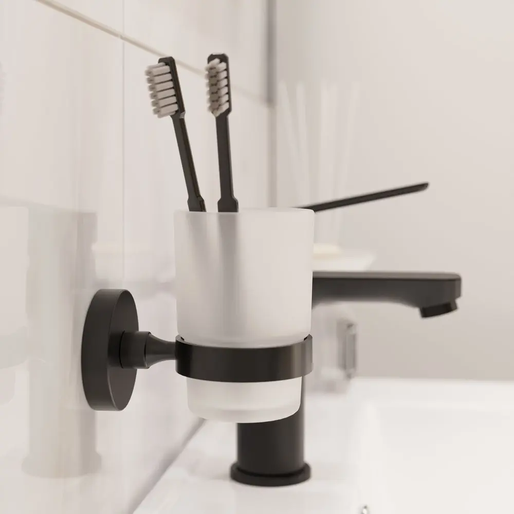 Фото 13 Стакан для зубных щеток Decor Banyo 549652 металл стекло цвет черный Фото 13 Стакан для зубных щеток Decor Banyo 549652 металл стекло цвет черный