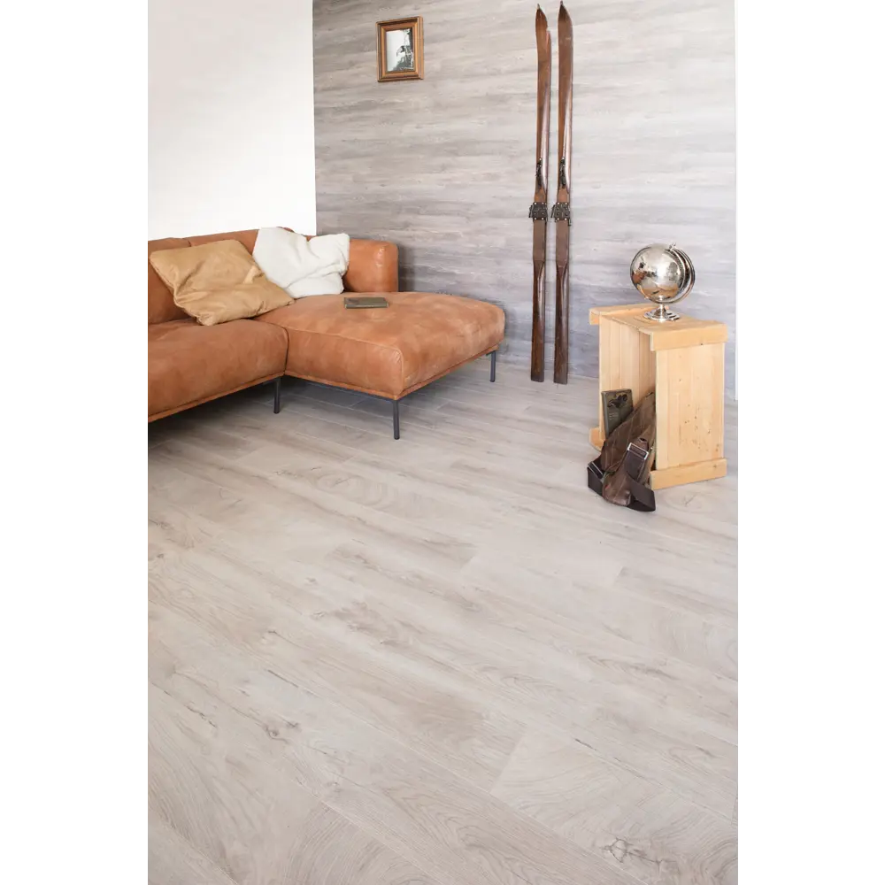 Фото 5 Ламинат Master Floor By Kaindl Premium RE Oak Fresco Leave 32 класс толщина 10 мм с фаской 1.76 м², цена за упаковку Фото 5 Ламинат Master Floor By Kaindl Premium RE Oak Fresco Leave 32 класс толщина 10 мм с фаской 1.76 м², цена за упаковку
