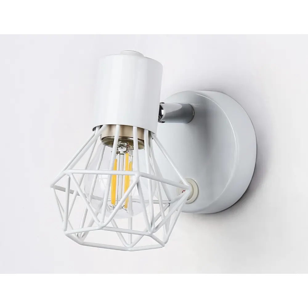 Фото 3 Спот поворотный Ambrella light Tr8626 1 лампа 2 м² цвет белый Фото 3 Спот поворотный Ambrella light Tr8626 1 лампа 2 м² цвет белый
