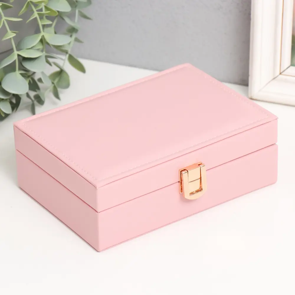 Фото Шкатулка для украшений "Матовая гладь. Прямоугольная" розовая 16x11.5x5.5 см Фото Шкатулка для украшений "Матовая гладь. Прямоугольная" розовая 16x11.5x5.5 см
