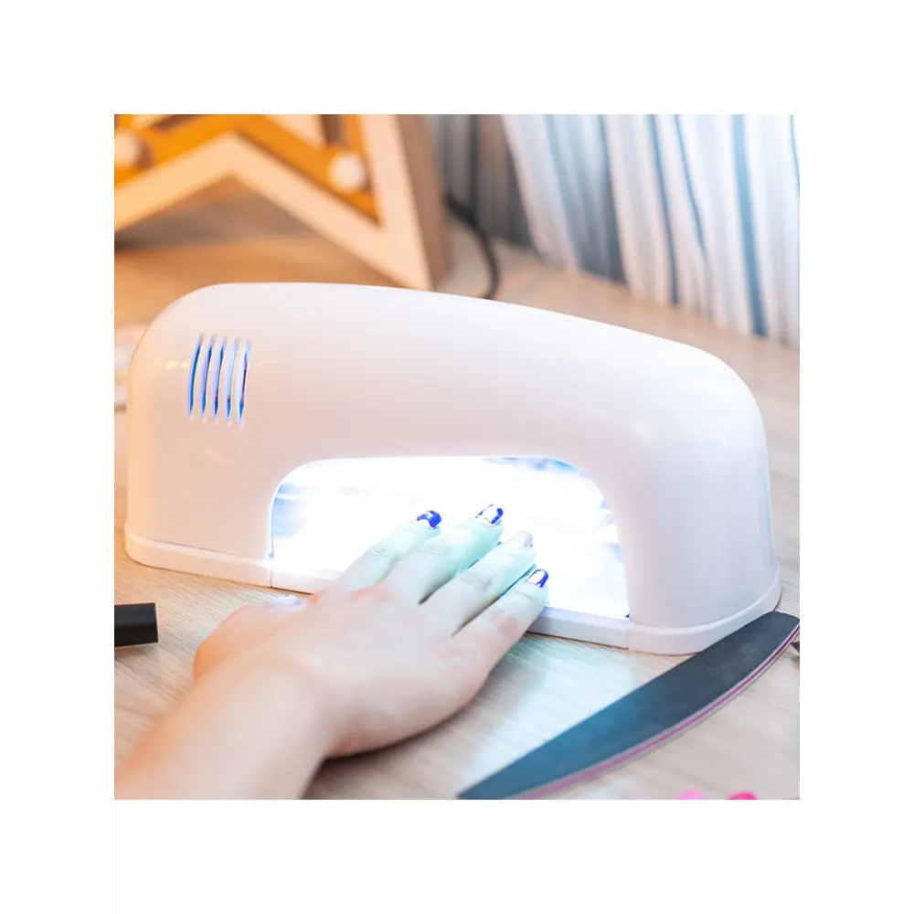 Фото 2 Лампа для сушки ногтей Rexant 31-0706 Sky Nail 220 В 9 Вт Фото 2 Лампа для сушки ногтей Rexant 31-0706 Sky Nail 220 В 9 Вт