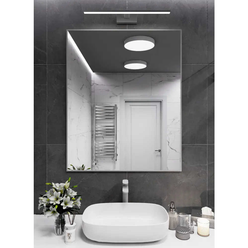 Фото Зеркало интерьерное в алюминиевой раме настенное ONE Mirror 110x80 см серебро Фото Зеркало интерьерное в алюминиевой раме настенное ONE Mirror 110x80 см серебро