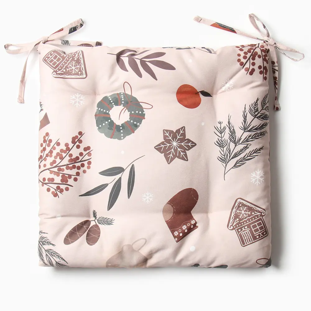 Фото Подушка для стула Этель Новогодние украшения 42x42 см красный