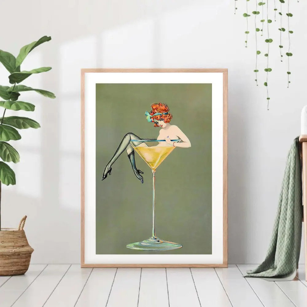 Фото Постер 28 картин "Девушка в бокале" 50x40 см Фото Постер 28 картин "Девушка в бокале" 50x40 см