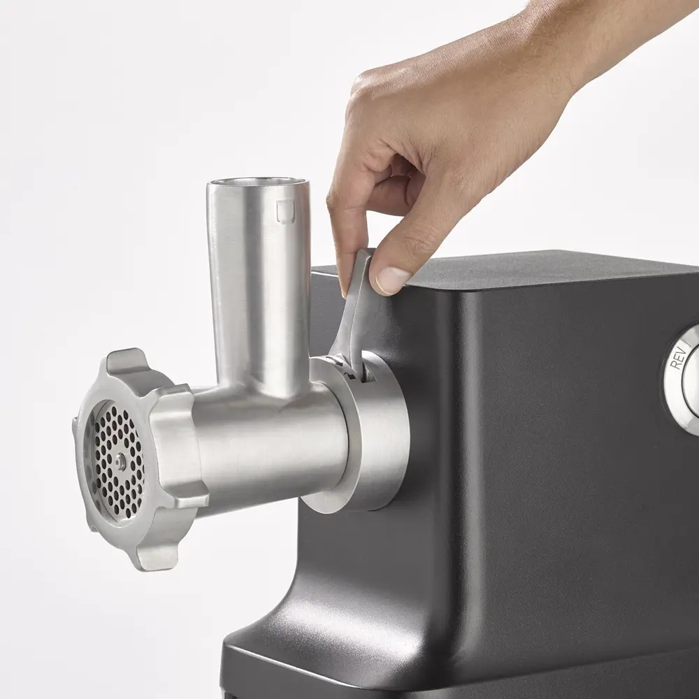 Фото 7 Мясорубка электрическая Caso FW 2000 – BEEF-Edition 800 Вт цвет черный Фото 7 Мясорубка электрическая Caso FW 2000 – BEEF-Edition 800 Вт цвет черный