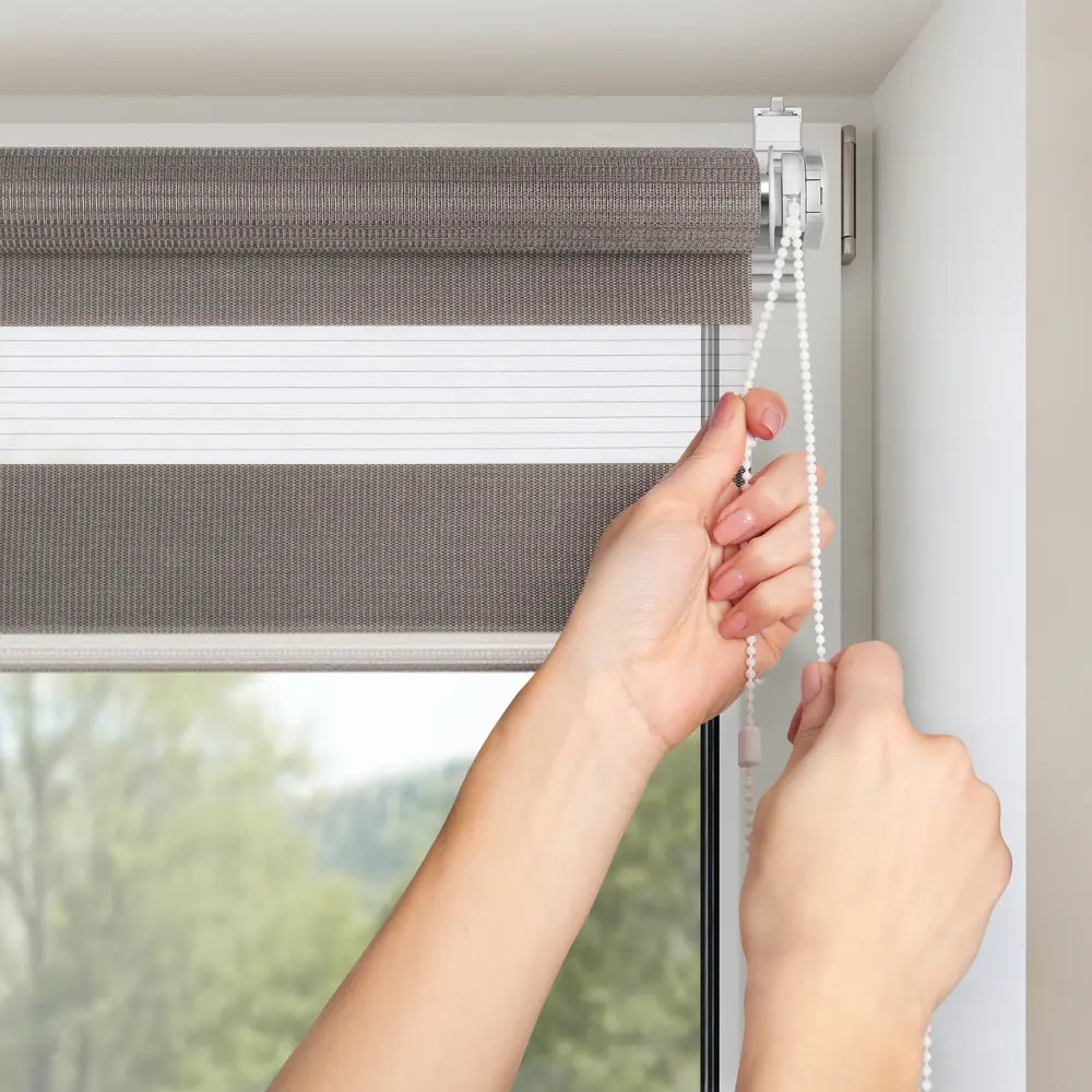 Фото 4 Рулонная штора Prakto Day&Night 110x160 см темно-серая