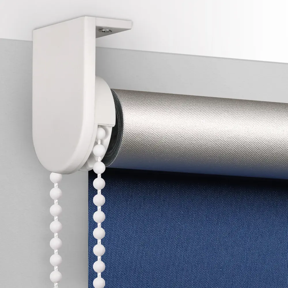 Фото 7 Рулонная штора Prakto Blackout Silver 60x160 см синяя Фото 7 Рулонная штора Prakto Blackout Silver 60x160 см синяя
