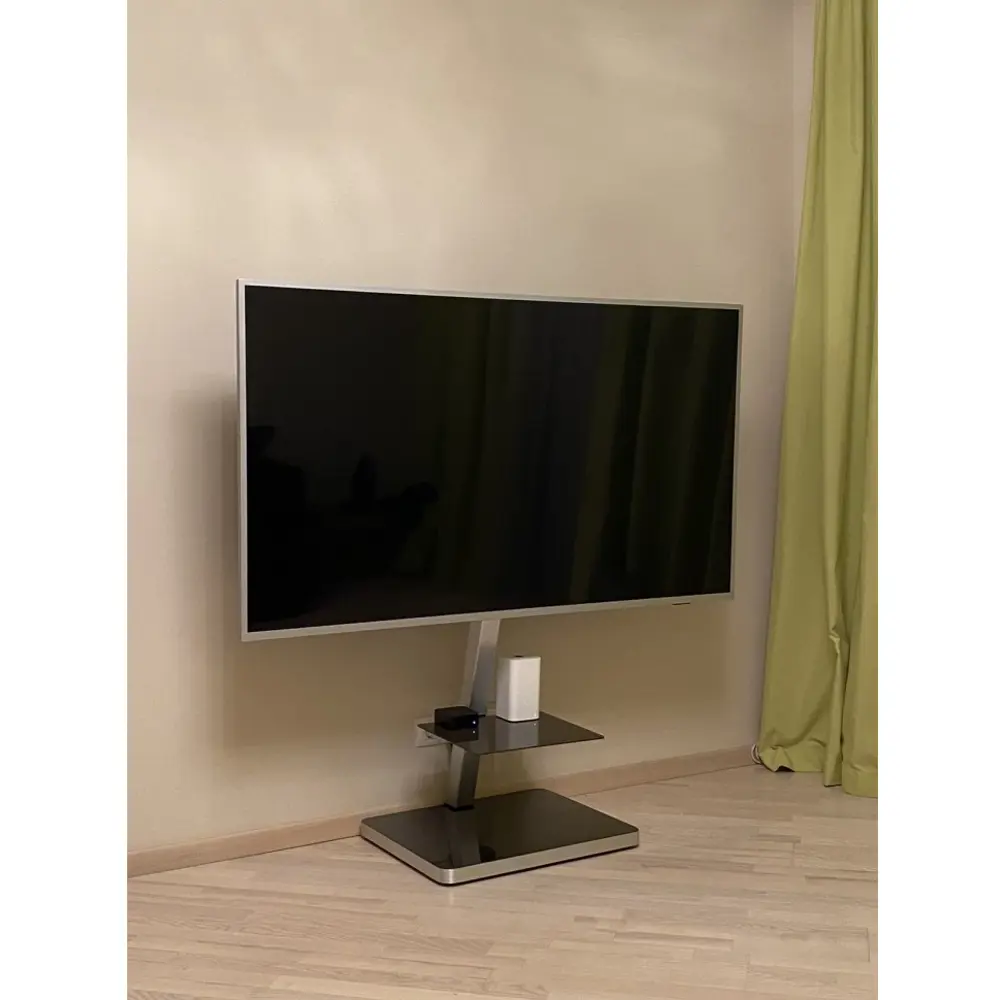 Фото 3 Напольная стойка для ТВ Sonorous Plasma PL 2710 BLK-SLV 60x127x50 см цвет черный блестящий/стальной Фото 3 Напольная стойка для ТВ Sonorous Plasma PL 2710 BLK-SLV 60x127x50 см цвет черный блестящий/стальной